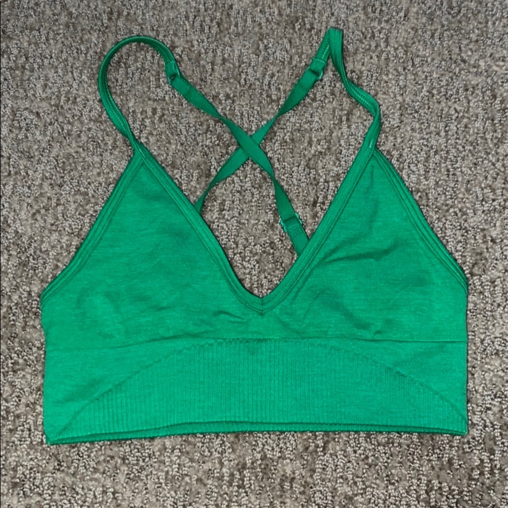 Lulu lemon sports bra